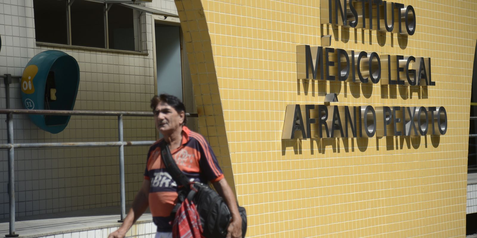 Corpo de adolescente que desapareceu no mar é liberado pelo IML do Rio