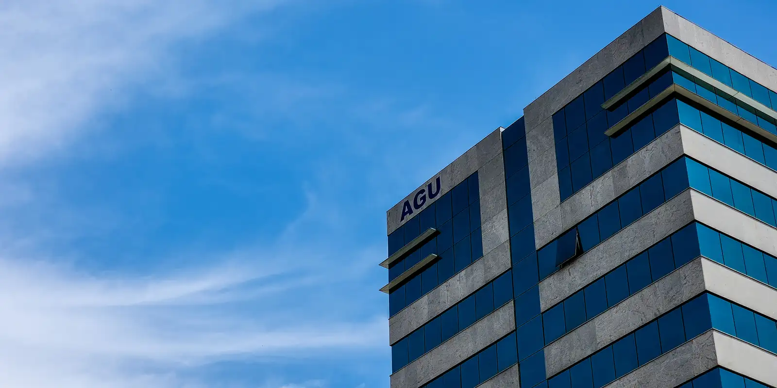 X retira postagem de intolerância religiosa após ação da AGU