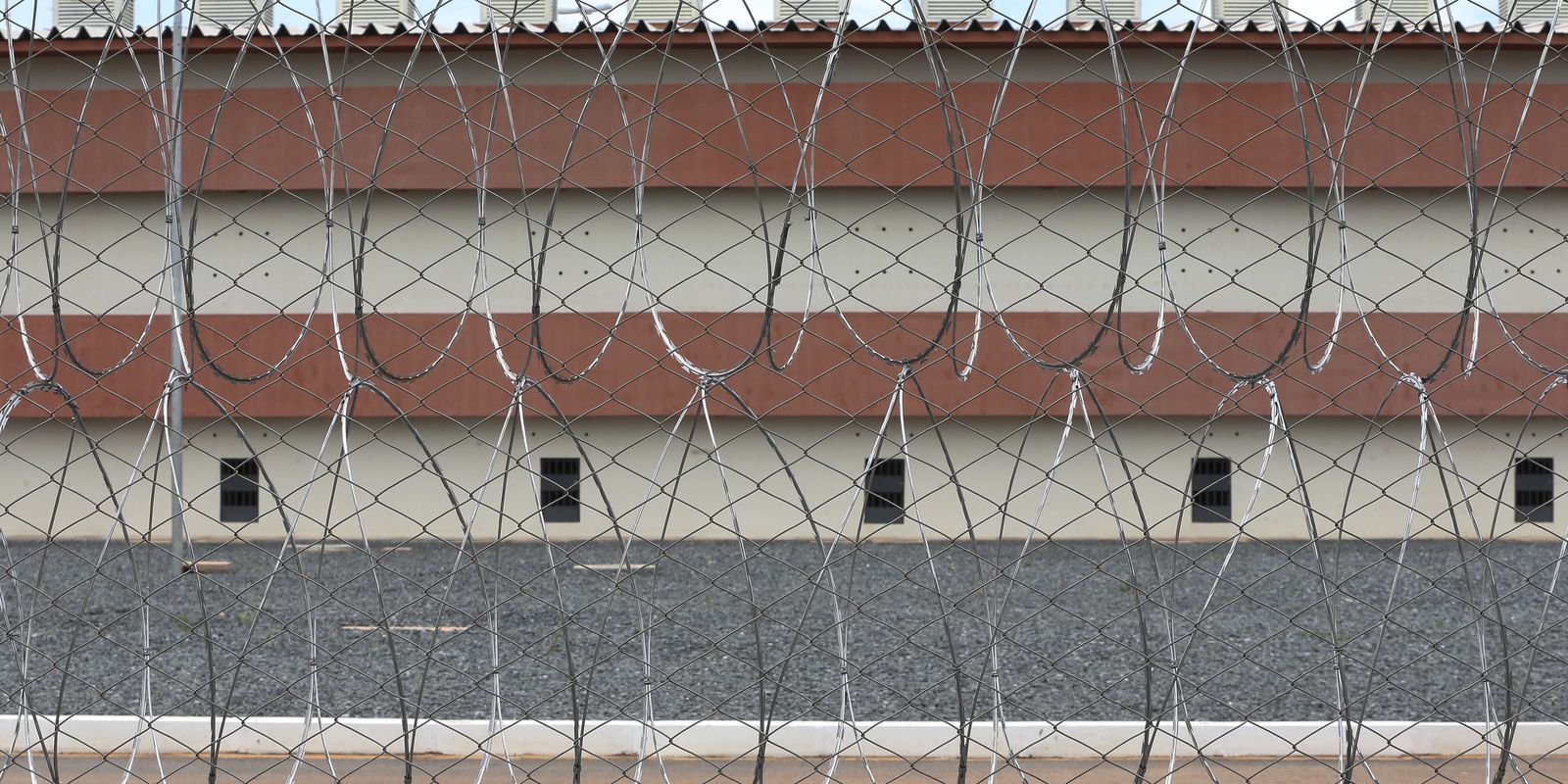 Vorcaro chega a Brasília em voo da PF e vai para presídio federal