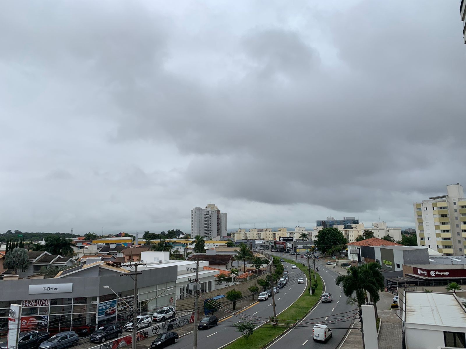 Fim de semana será de calor, mas com chance de chuva nas cidades do Vale do Paraíba e região; veja previsão