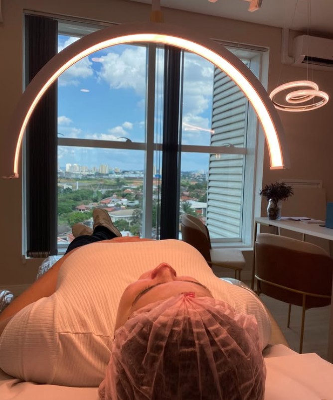 5 alertas antes de iniciar tratamento para estrias