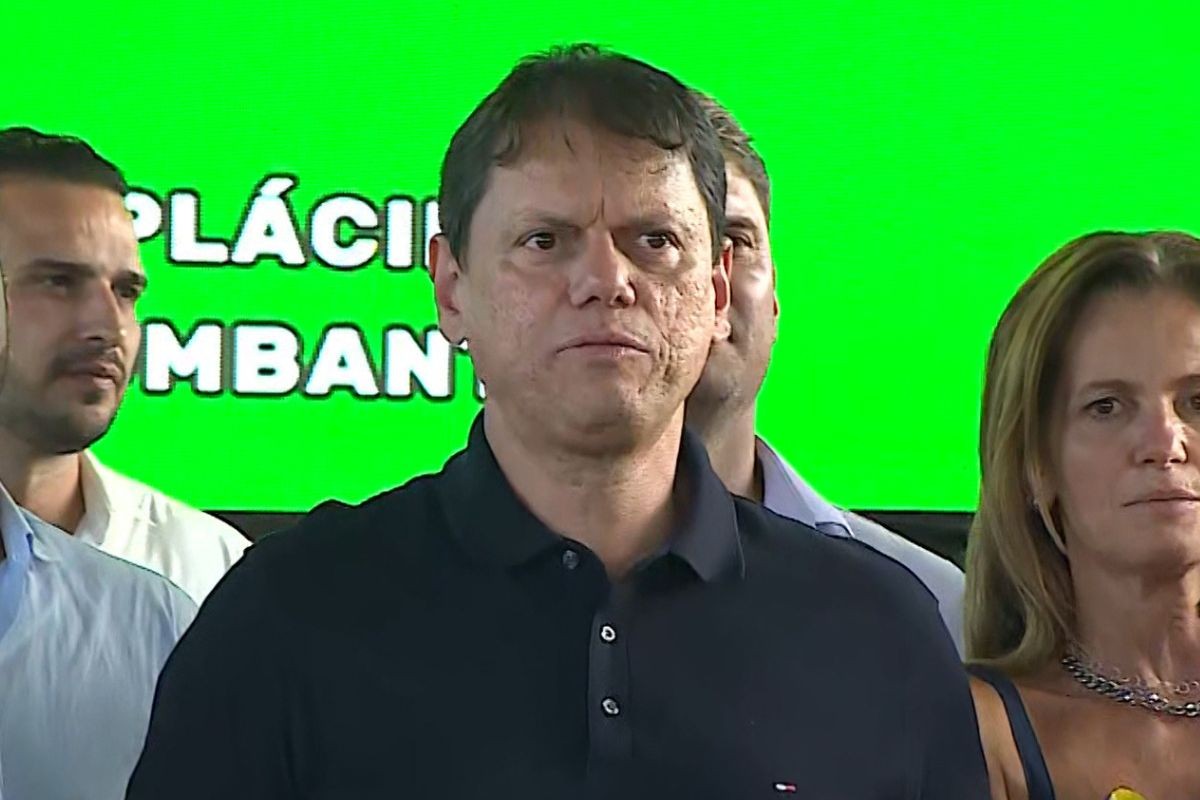 Tarcísio cita André do Prado como 'excelente nome' para o Senado em meio a articulação para eleições 2026