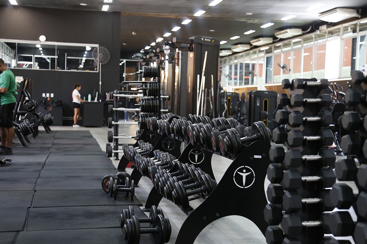 Sesi Taubaté e Cruzeiro oferecem academias modernas com atendimento ampliado