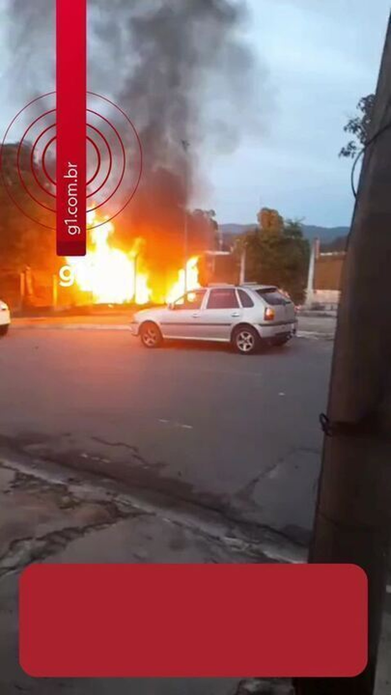 VÍDEO: Incêndio atinge PEV e assusta moradores em São José