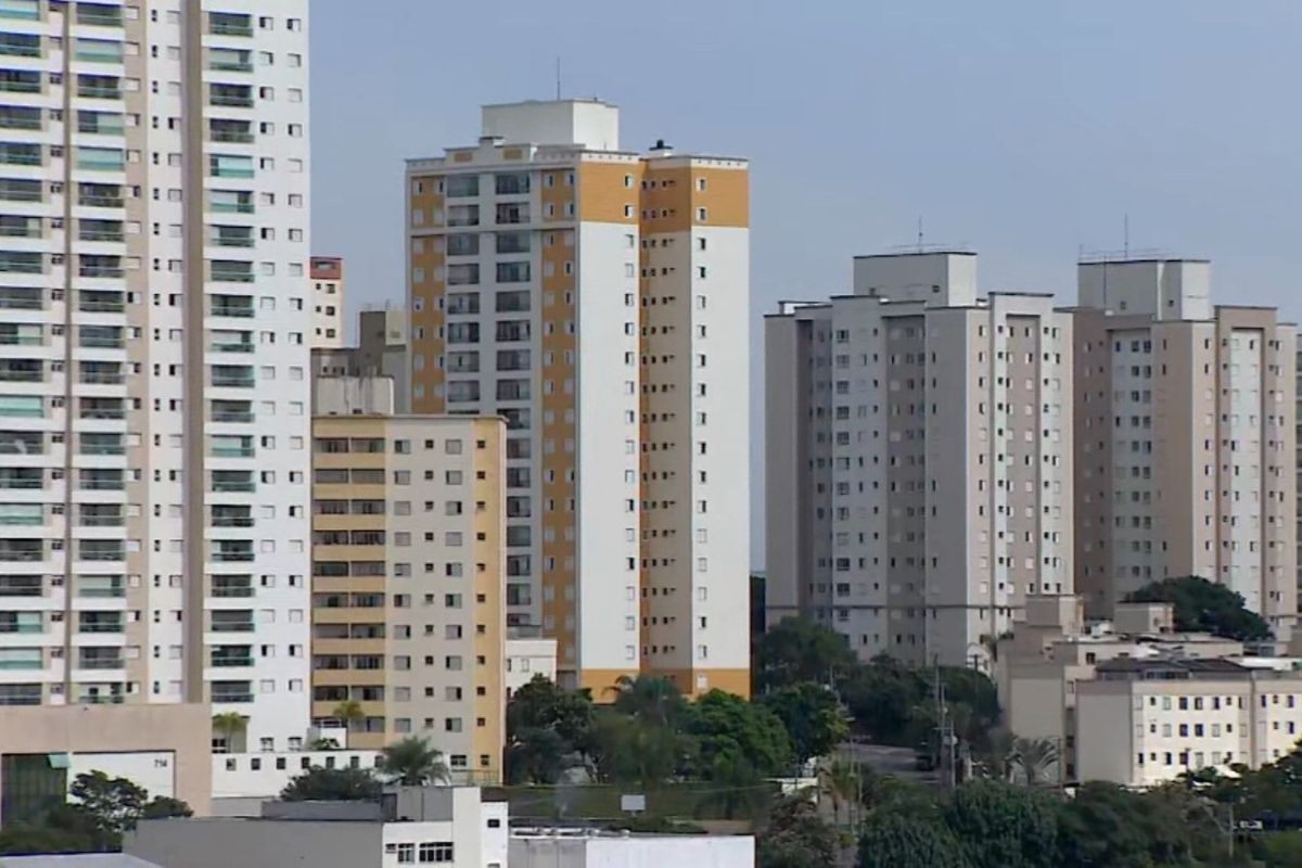 Caso de homem que invadiu apartamento de vizinha: perseguição, ameaça e importunação podem configurar crimes em condomínios
