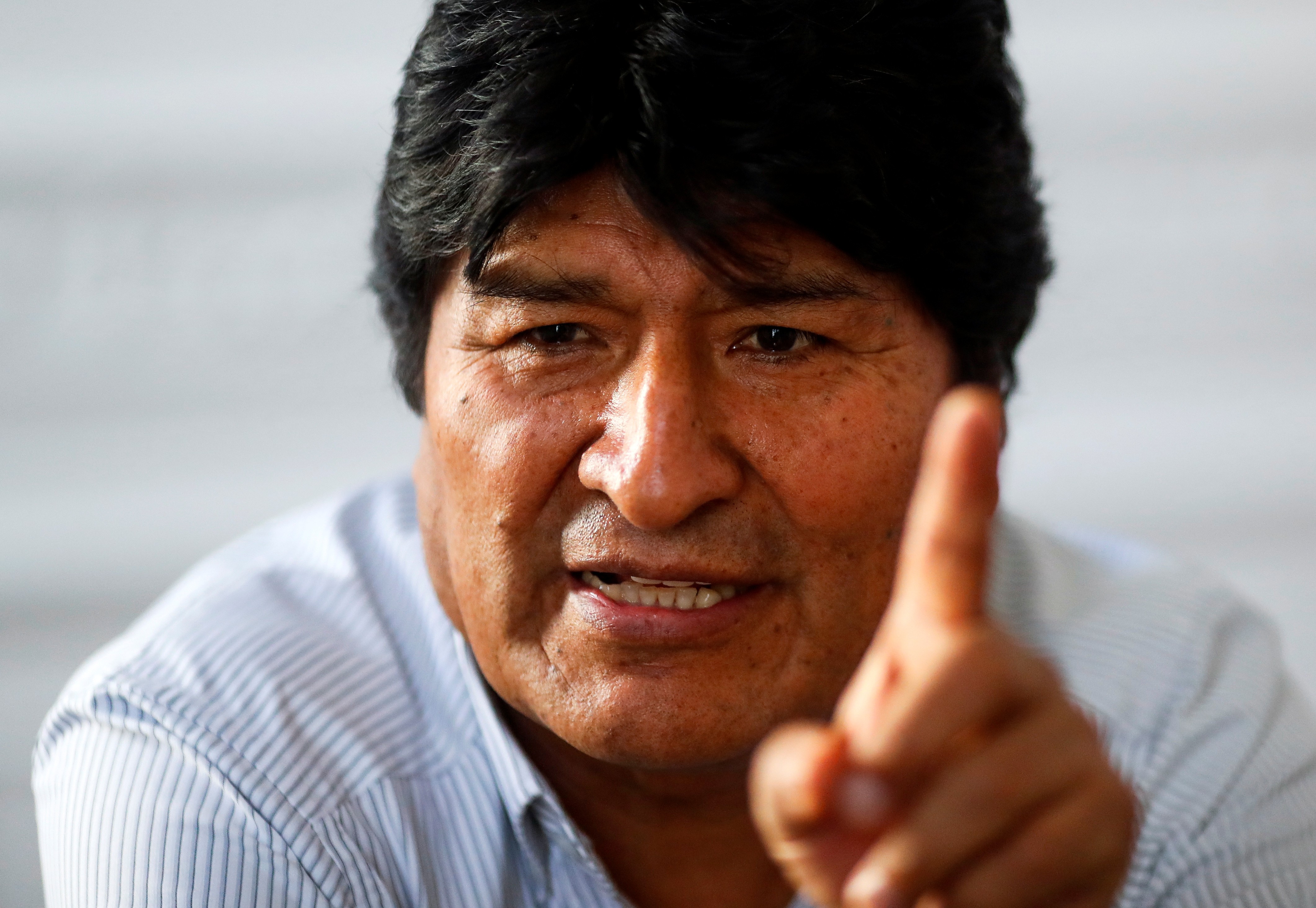Após faltar a julgamento, Evo Morales tem mandado de prisão renovado em investigação sobre suposta relação com adolescente de 15 anos