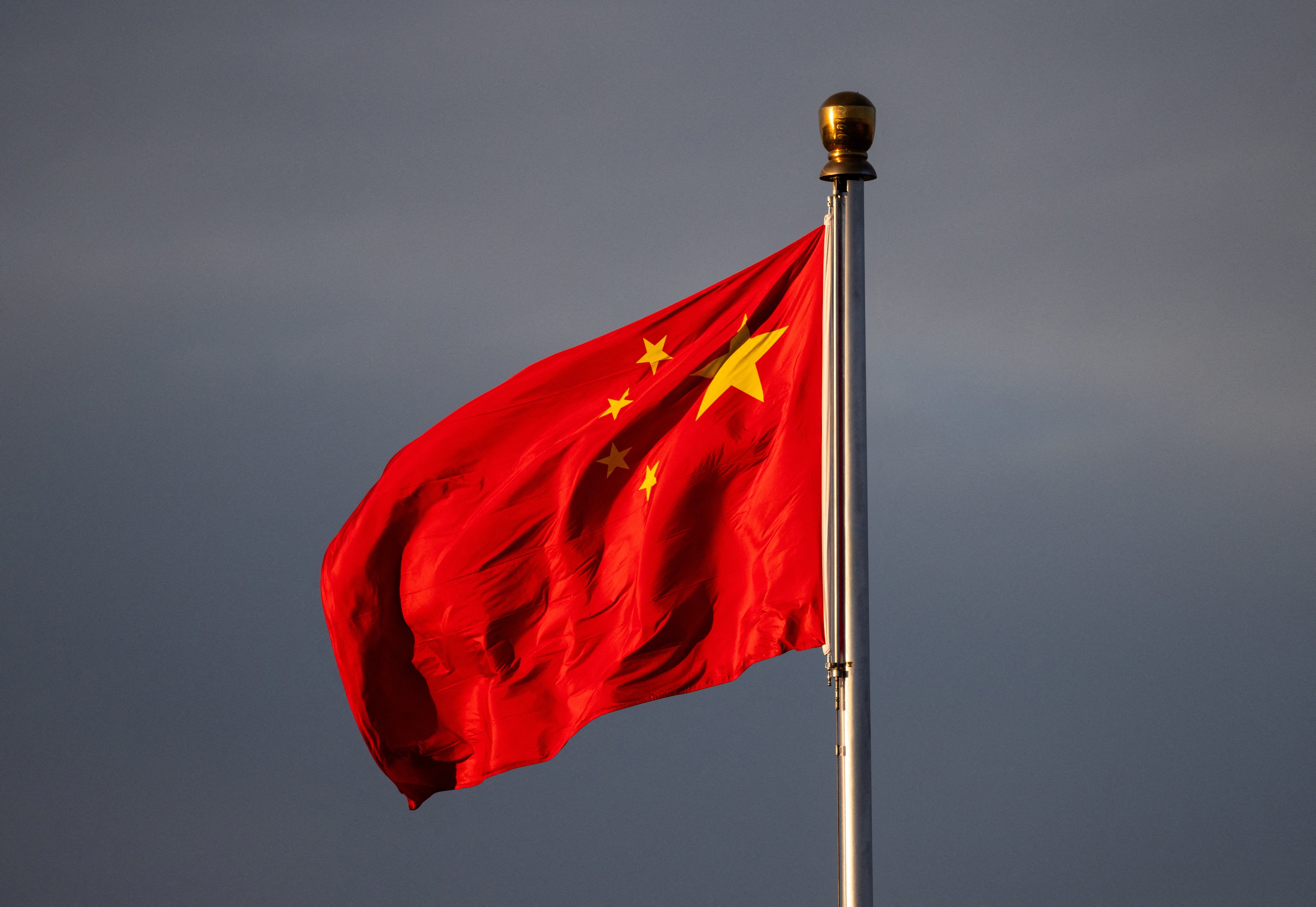 Mina desaba na China e deixa cinco mortos e um ferido