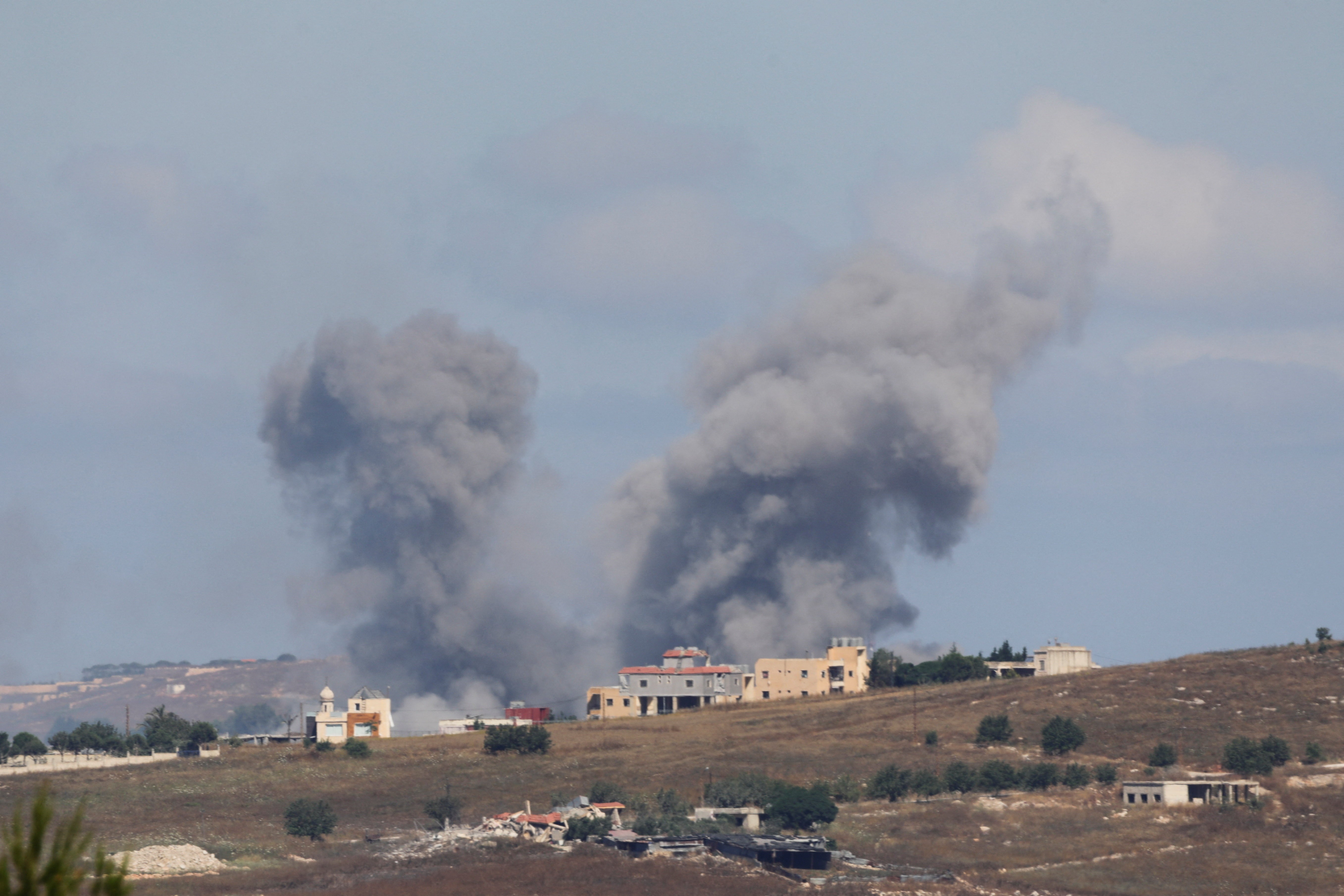 Israel e Hezbollah anunciam renovação de cessar-fogo, diz agência, mas imprensa libanesa relata novos ataques