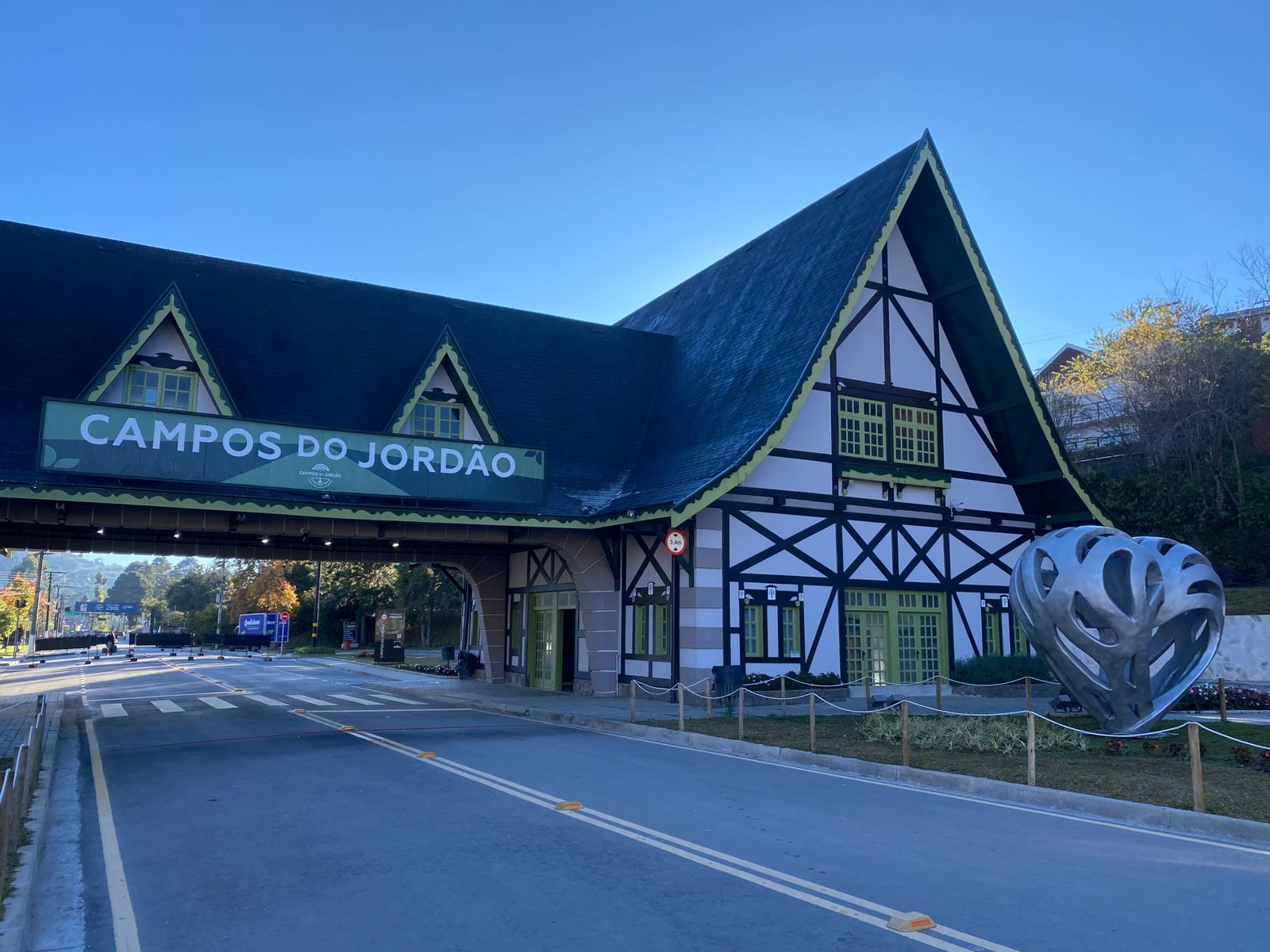 Campos do Jordão registra 7,6ºC e tem a menor temperatura do estado neste sábado