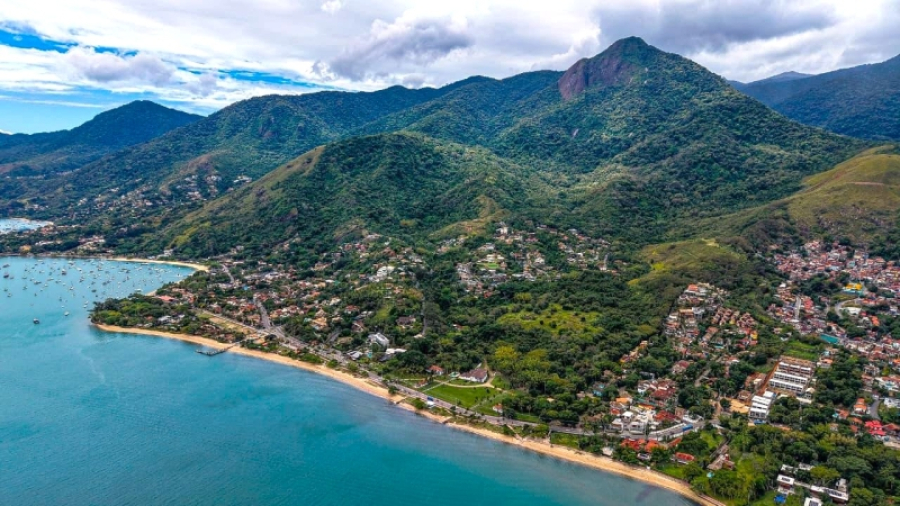 Ilhabela (SP) abrirá leilão de terrenos municipais em setembro