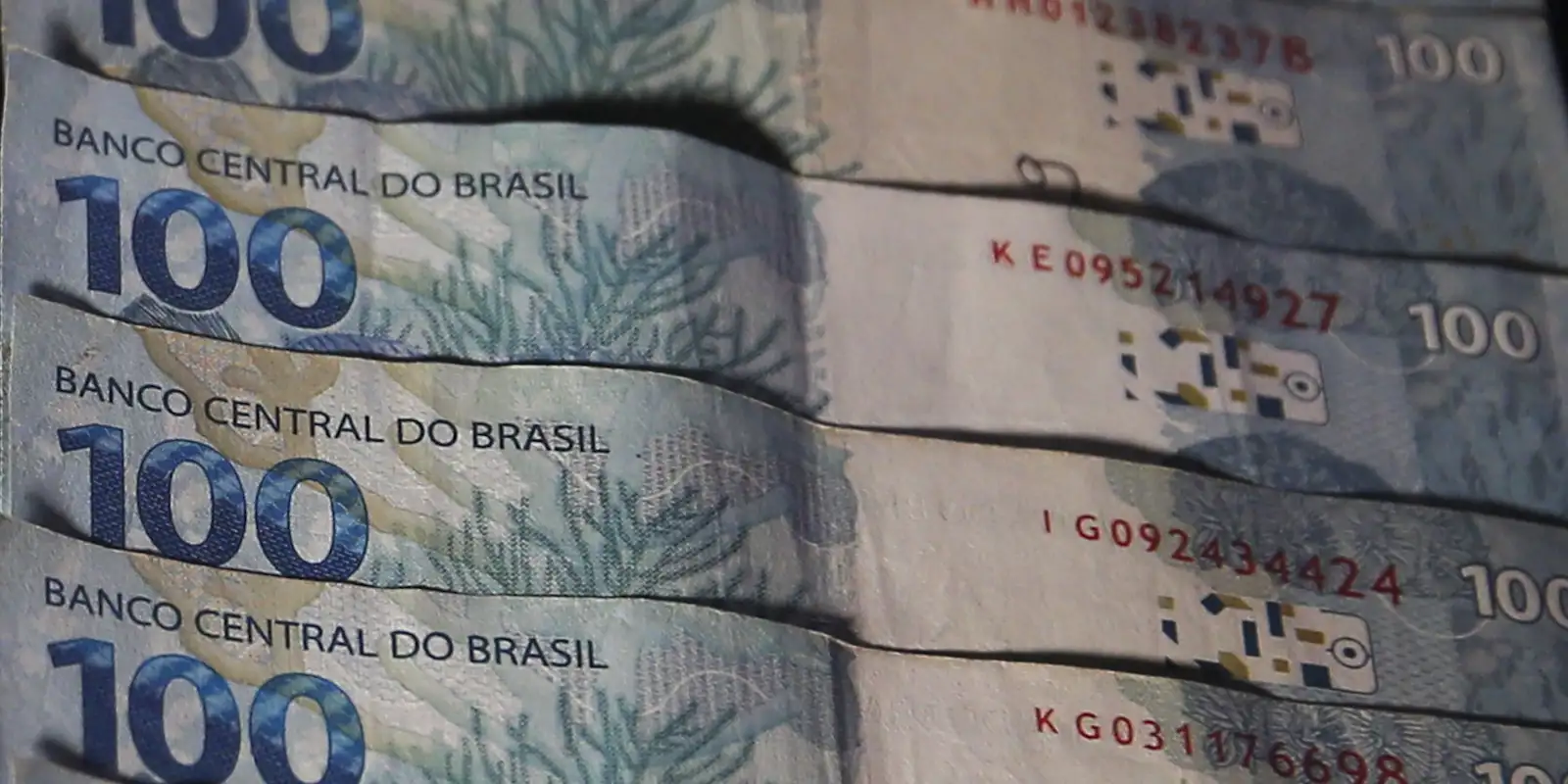 Poupança tem saída líquida de R$ 6,4 bilhões em abril