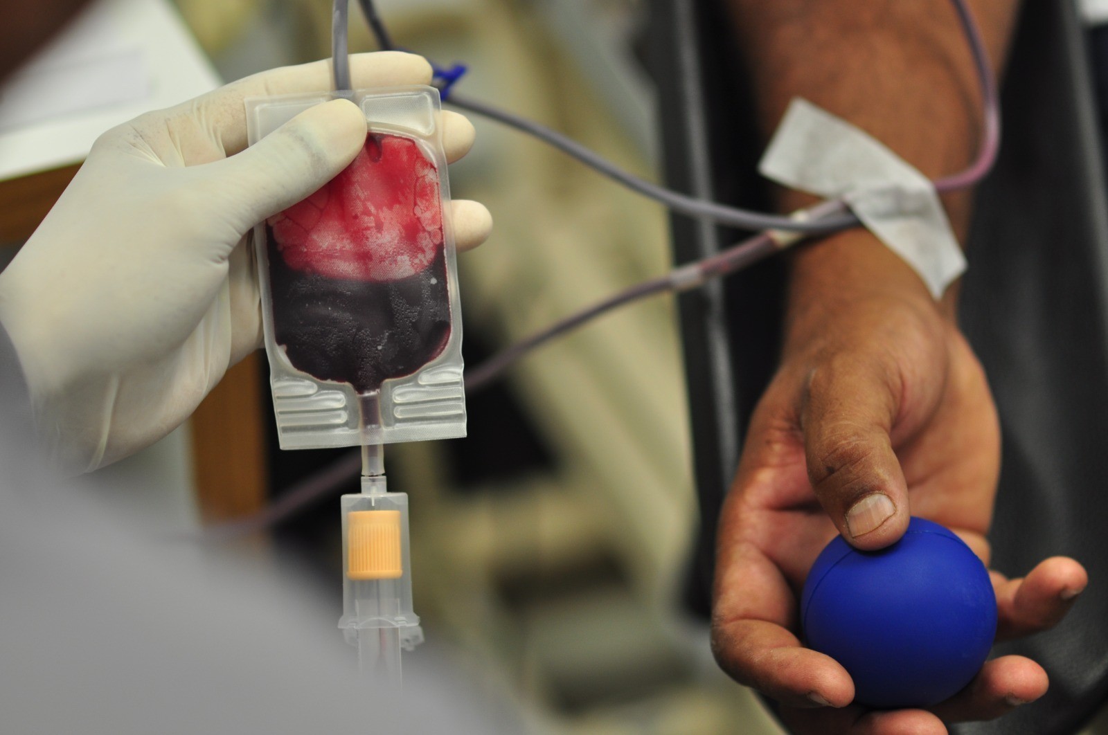 Com baixo estoque de sangue, Hemocentro de Taubaté faz apelo por doadores; saiba como doar