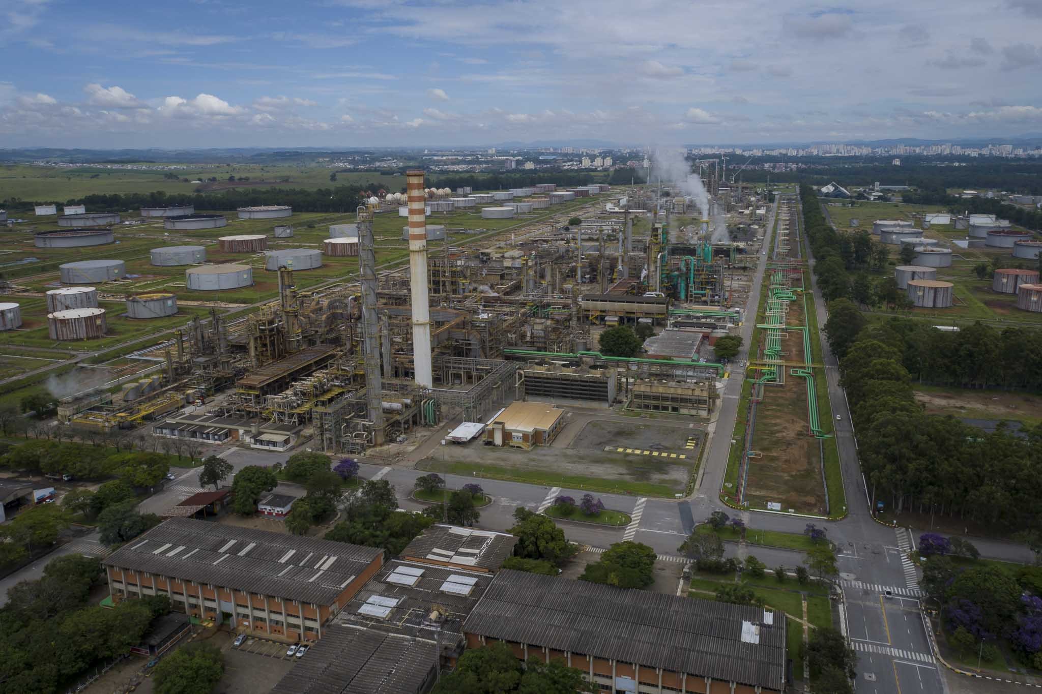 Revap bate recorde na produção de diesel e querosene no 1º semestre de 2025 em São José dos Campos, SP